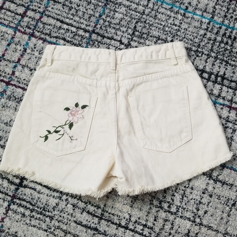 Zara shorts - Picture 4 of 5
